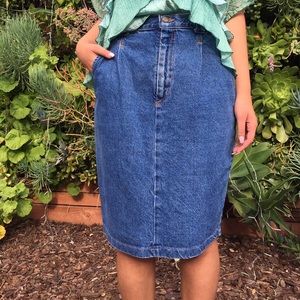 Vintage relaxed fit nineties denim skirt